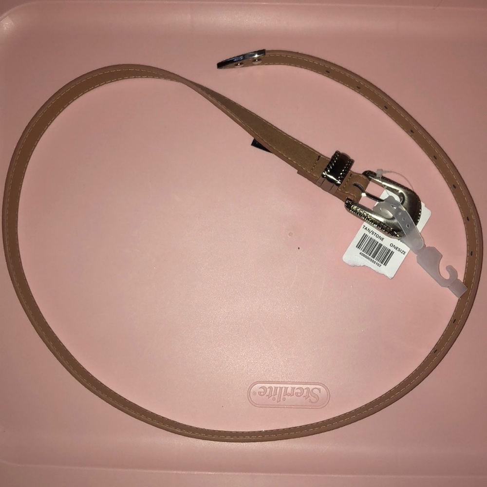 AGACI. Tan belt w/ silver buckle.